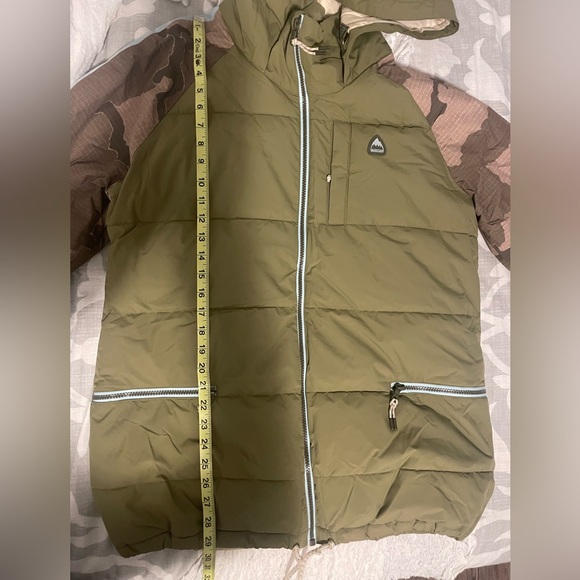 Women’s Burton Keelan Jacket - Picture 8 of 8